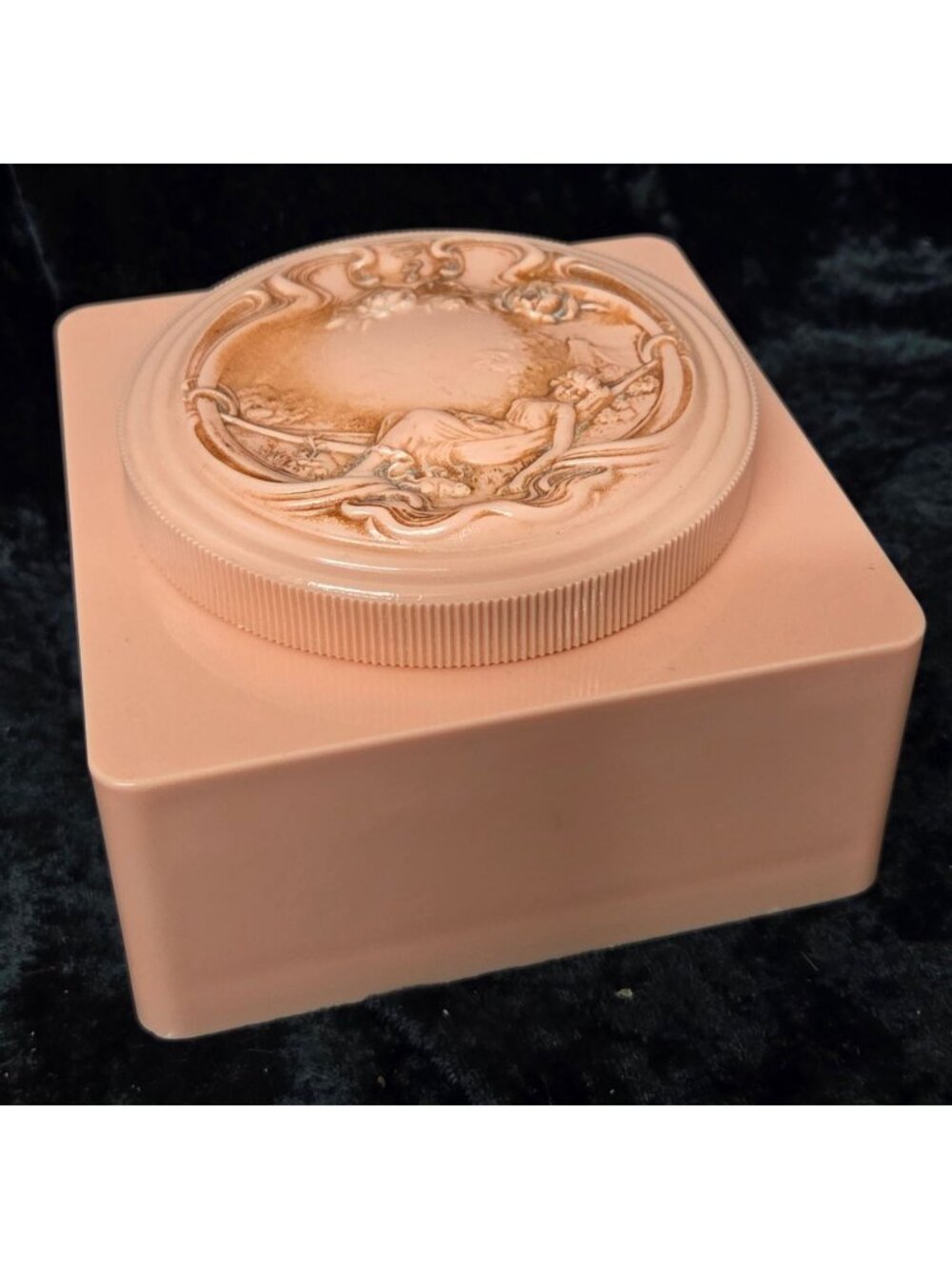 Vintage Evyan White Shoulders Bath Pink Powder Box Art Nouveau Lid & Puff